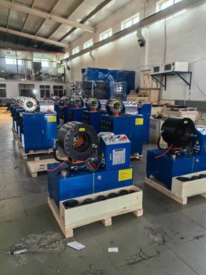 電気200pcs/h 作業効率800T 水力管のクリッピングマシン 6-76mmクリッピング範囲