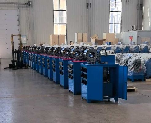 2インチ高いモデル10 ダイスゴムホース 600Tのクリッピング力を持つクリッピングマシン