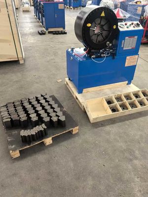水力電気 4 インチ 4-102 mm 青色 基本モデル 短く モデル 4 層のホース 大きいサイズ 工業用 編み込みホース クリッピングマシン 4 Kw コンパクト構造