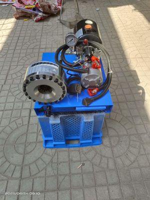 良い価格 12V/24V 7 ダイス 1 インチ編組ホース圧着工具 バッテリー駆動油圧ホースパイプ圧着機/ホース圧着機 6-25mm オンライン