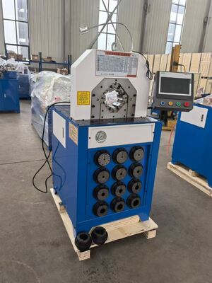 3 インチ超厚モデル大きな圧着力油圧ホース圧着機 PLC 制御システム 2800KN クリンパー力 380v 電圧および 6-76mm 圧着範囲油圧アプリケーション用の 15 個のダイ