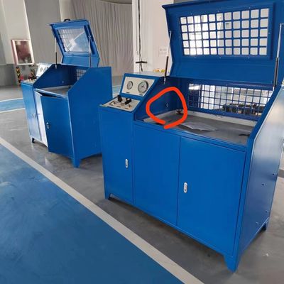 良い価格 コンパクト自動ホースプレッシングマシン サイズ 1.53 X0.70x1.32m オンライン