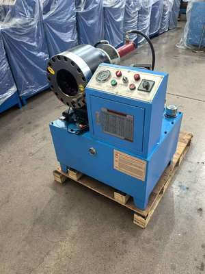 良い価格 時給200pcsの液圧ホースクリッピングマシン 10ダイを含む効率と600tのクリッピング力 オンライン